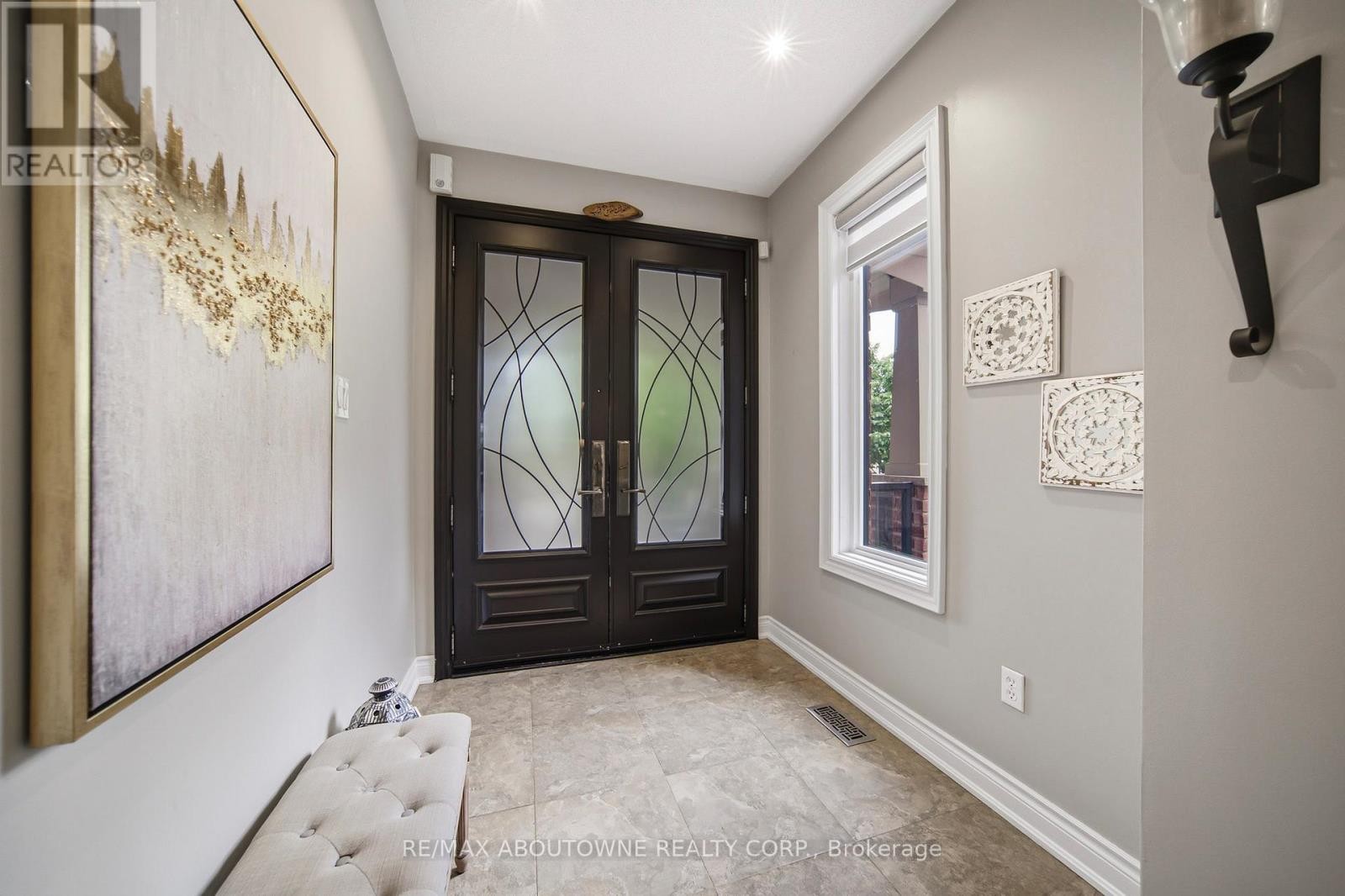












3408 HIDEAWAY PLACE

,
Mississauga (Churchill Meadows),




Ontario
L5M0A7

