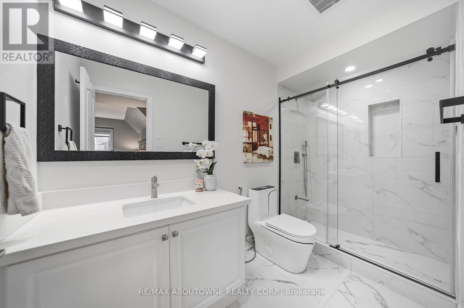 












3408 HIDEAWAY PLACE

,
Mississauga (Churchill Meadows),




Ontario
L5M0A7

