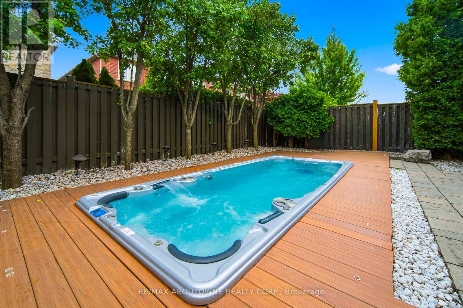












3408 HIDEAWAY PLACE

,
Mississauga (Churchill Meadows),




Ontario
L5M0A7

