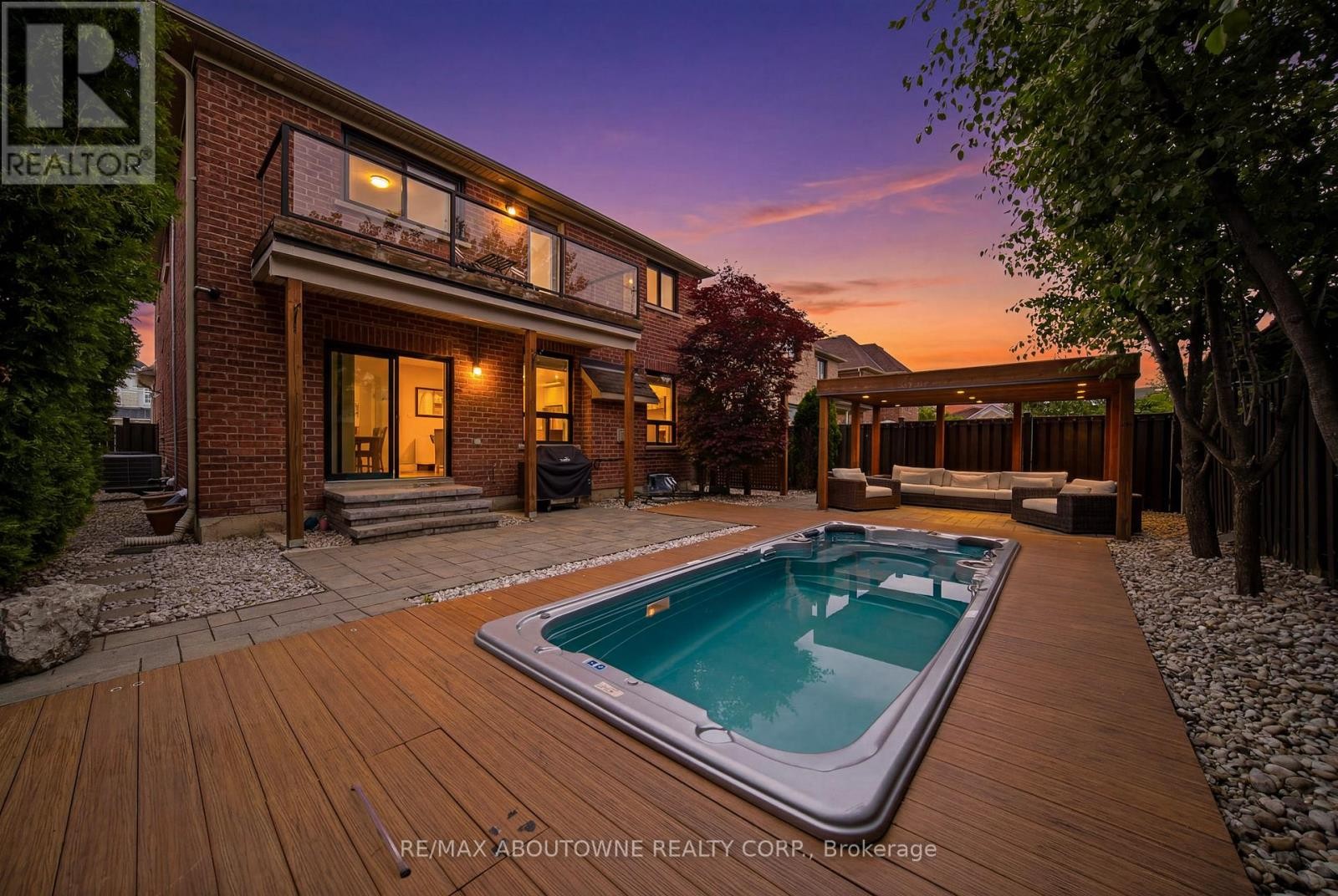 












3408 HIDEAWAY PLACE

,
Mississauga (Churchill Meadows),




Ontario
L5M0A7

