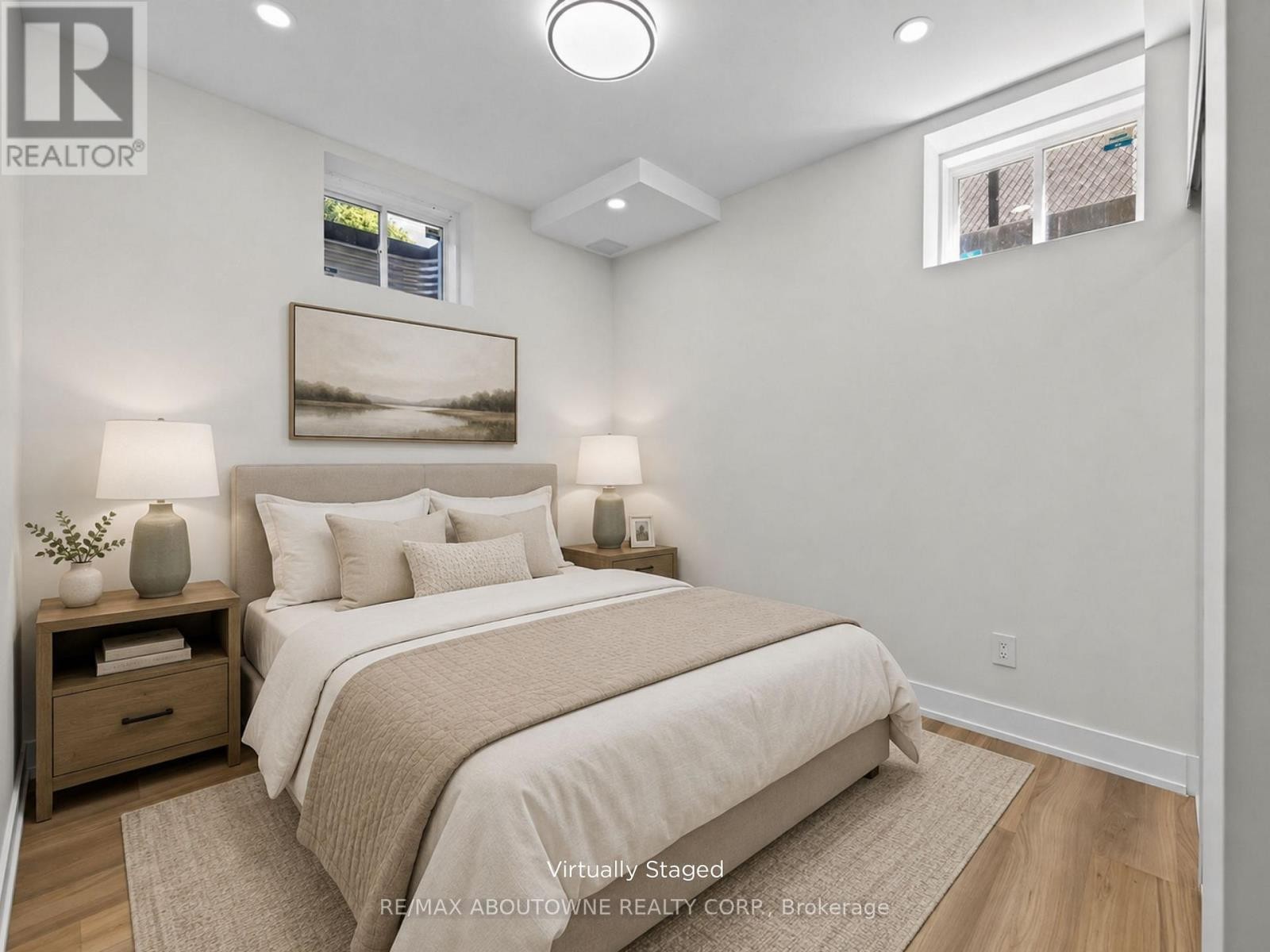 












197 POLLY DRIVE

,
Oakville (GO Glenorchy),




Ontario
L6M5K2

