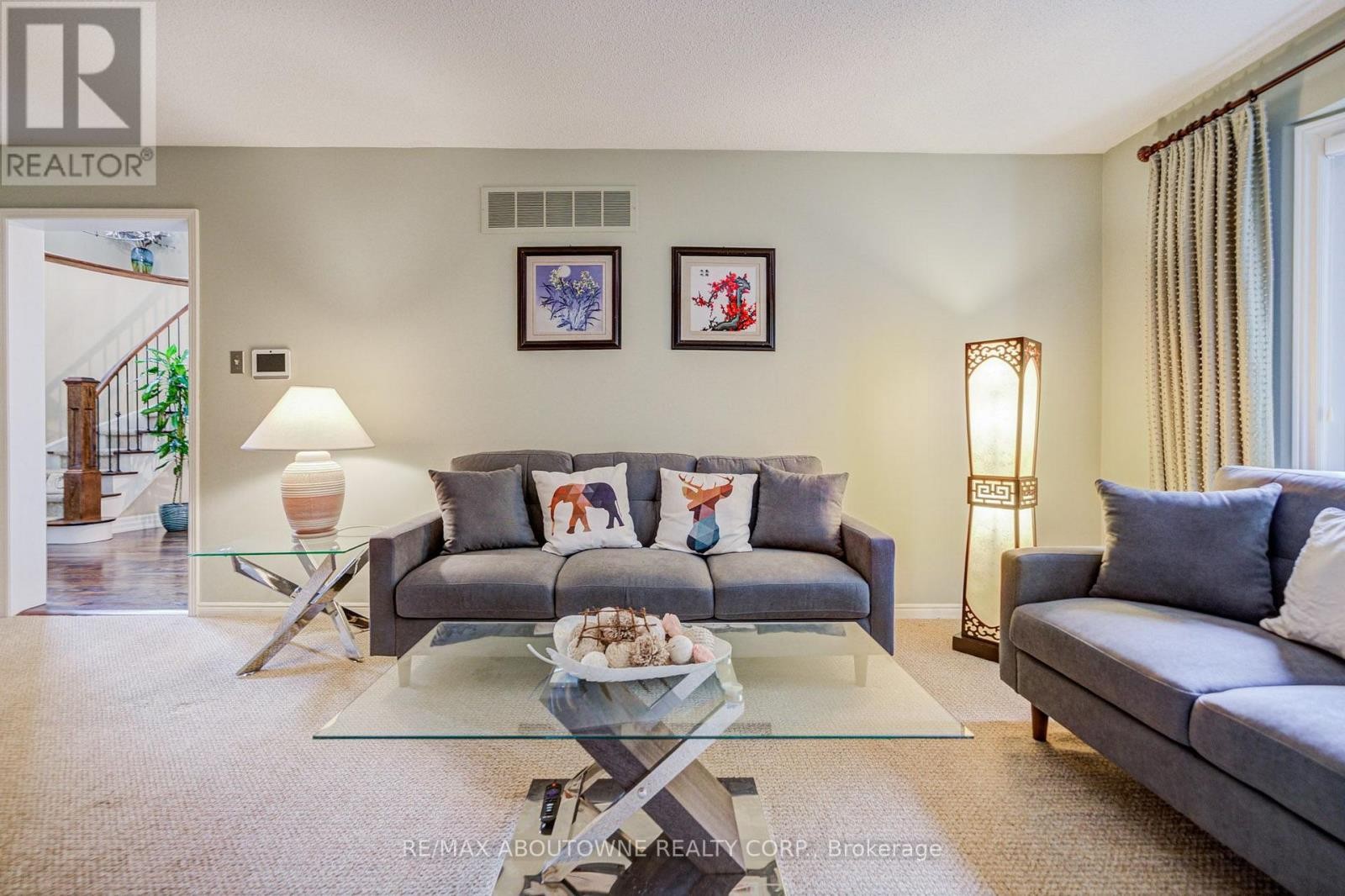 












1511 STONEYBROOK TRAIL

,
Oakville (GA Glen Abbey),




Ontario
L6M2R4


