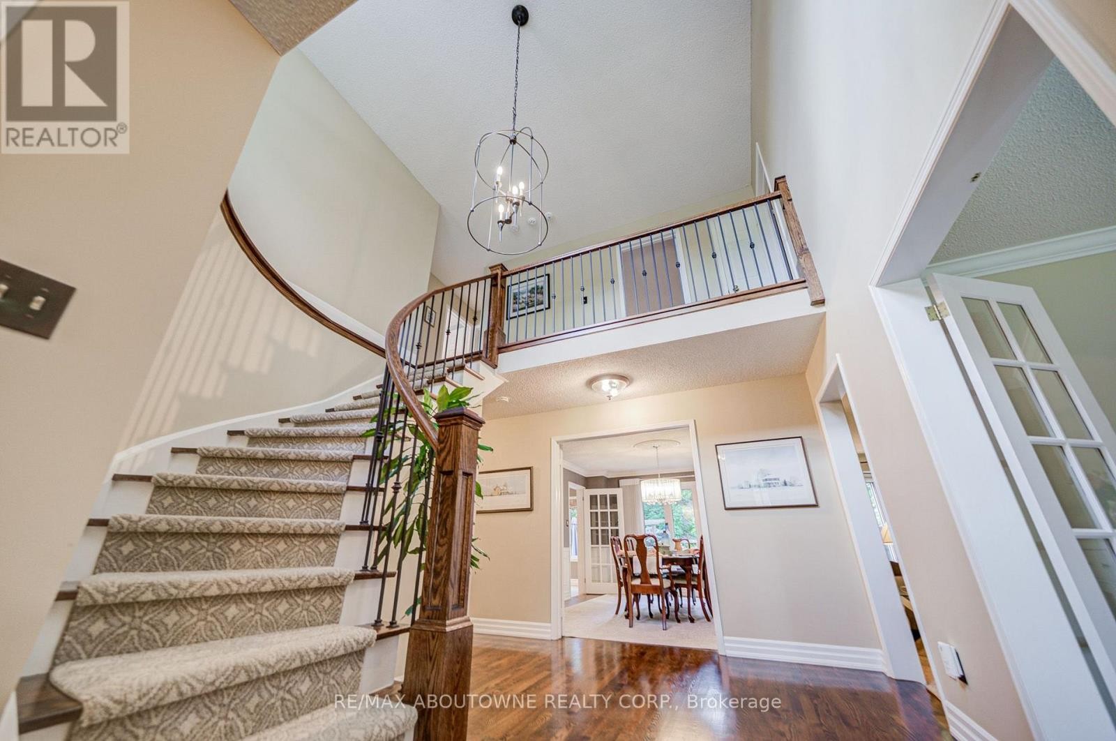












1511 STONEYBROOK TRAIL

,
Oakville (GA Glen Abbey),




Ontario
L6M2R4

