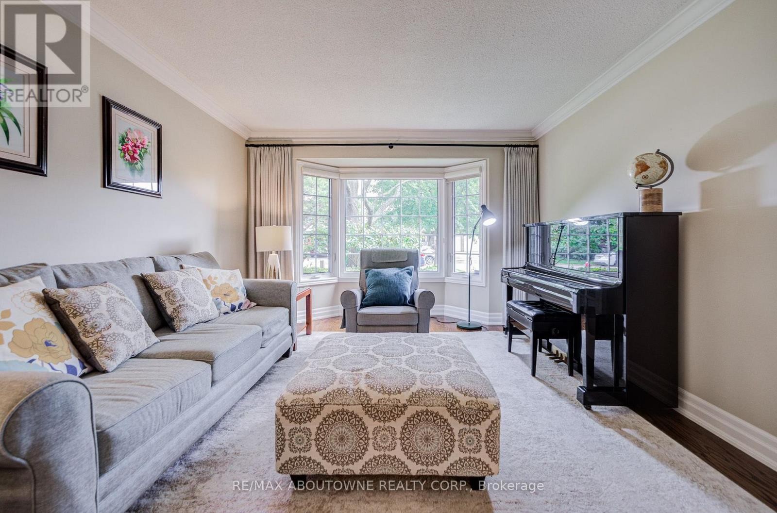












1511 STONEYBROOK TRAIL

,
Oakville (GA Glen Abbey),




Ontario
L6M2R4

