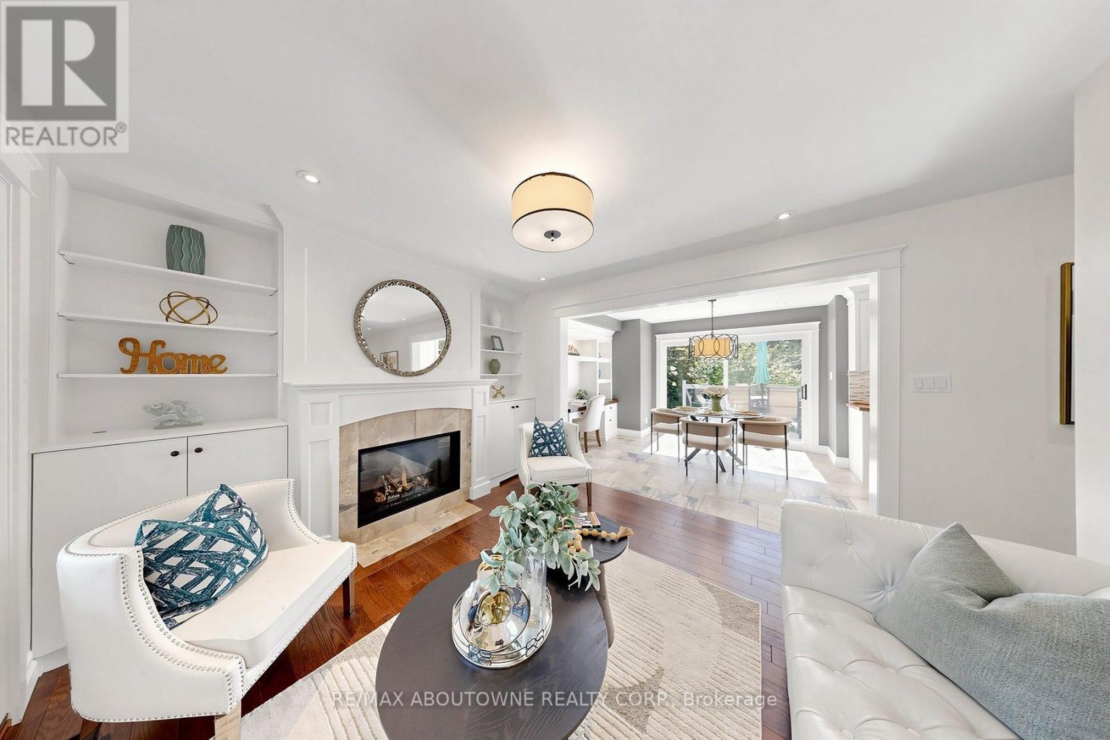 












1304 DEVON ROAD

,
Oakville (MO Morrison),




Ontario
L6J2L8

