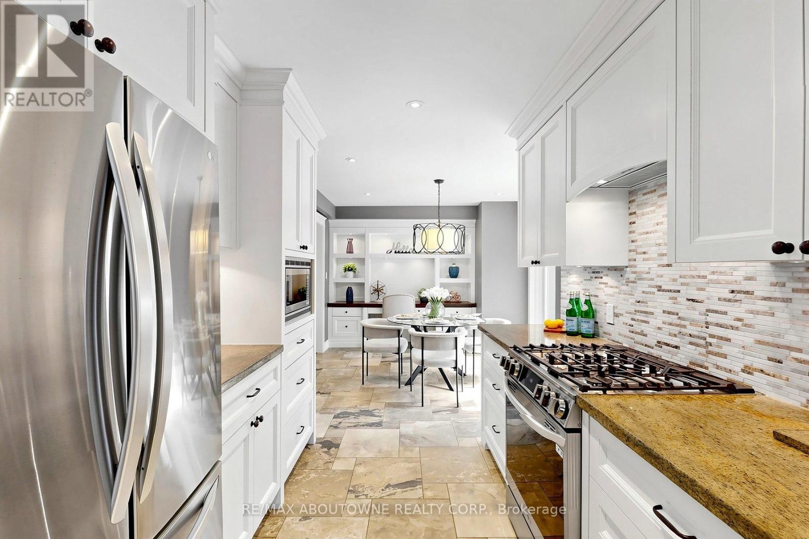 












1304 DEVON ROAD

,
Oakville (MO Morrison),




Ontario
L6J2L8

