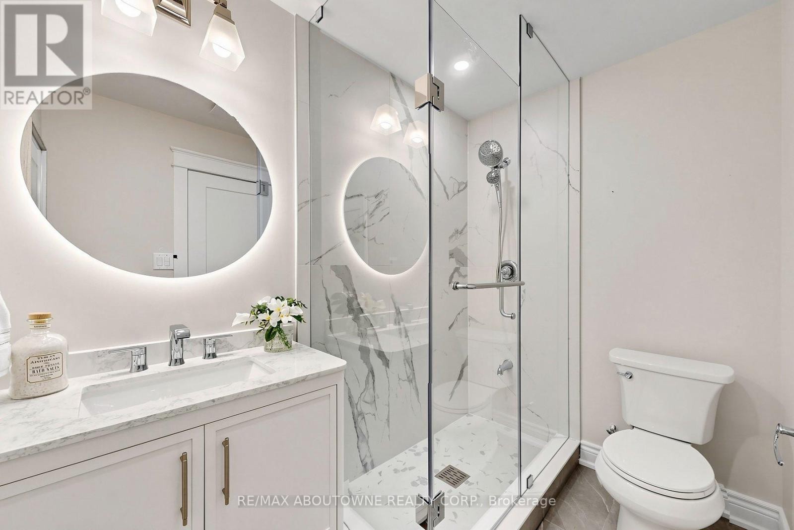 












1304 DEVON ROAD

,
Oakville (MO Morrison),




Ontario
L6J2L8

