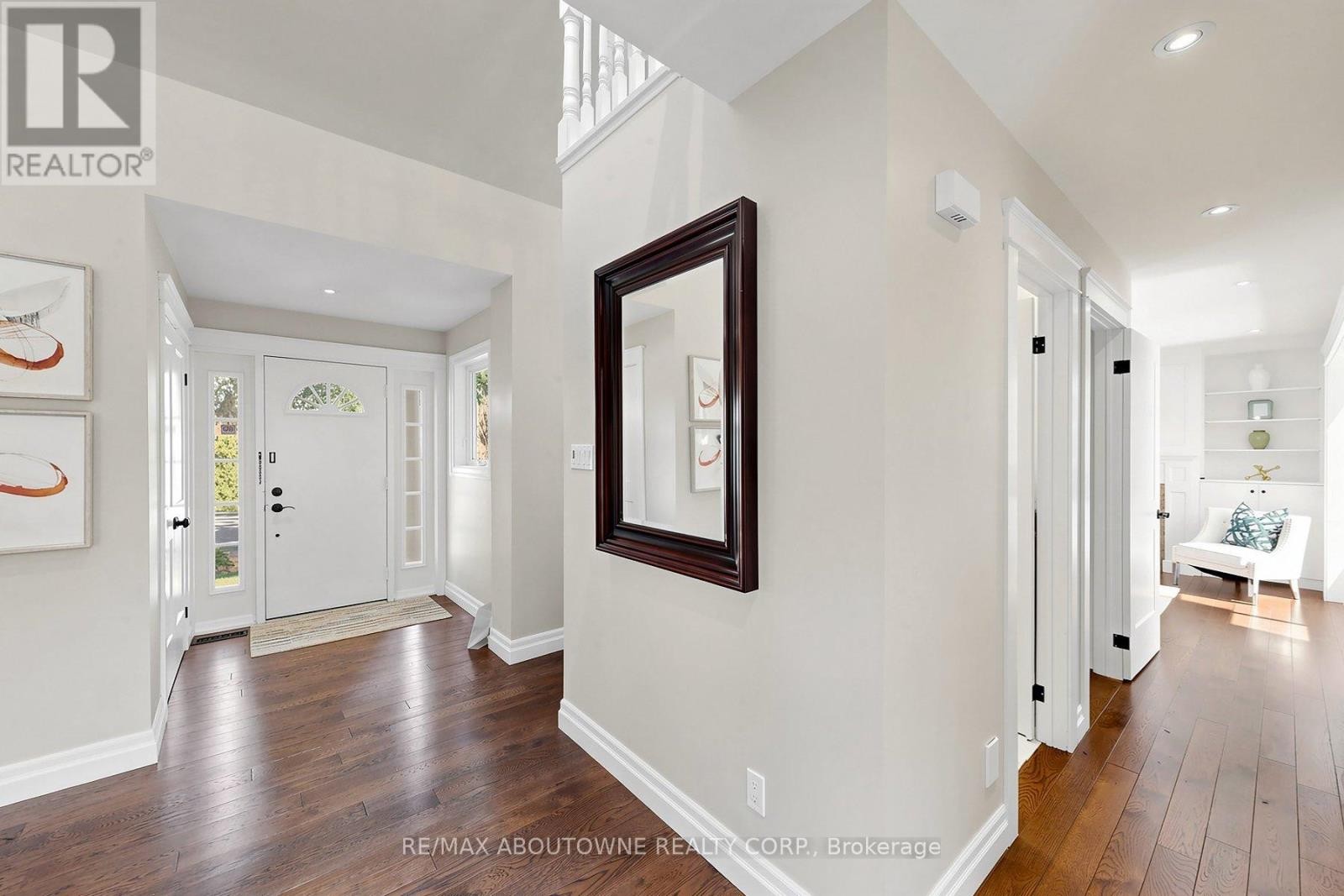 












1304 DEVON ROAD

,
Oakville (MO Morrison),




Ontario
L6J2L8

