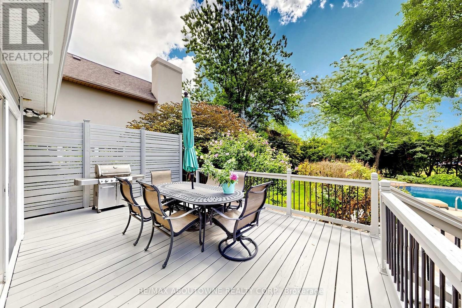 












1304 DEVON ROAD

,
Oakville (MO Morrison),




Ontario
L6J2L8

