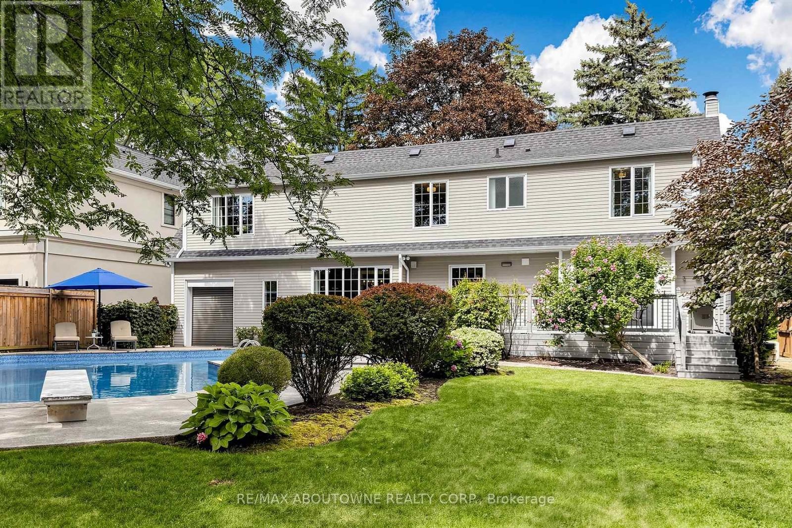 












1304 DEVON ROAD

,
Oakville (MO Morrison),




Ontario
L6J2L8

