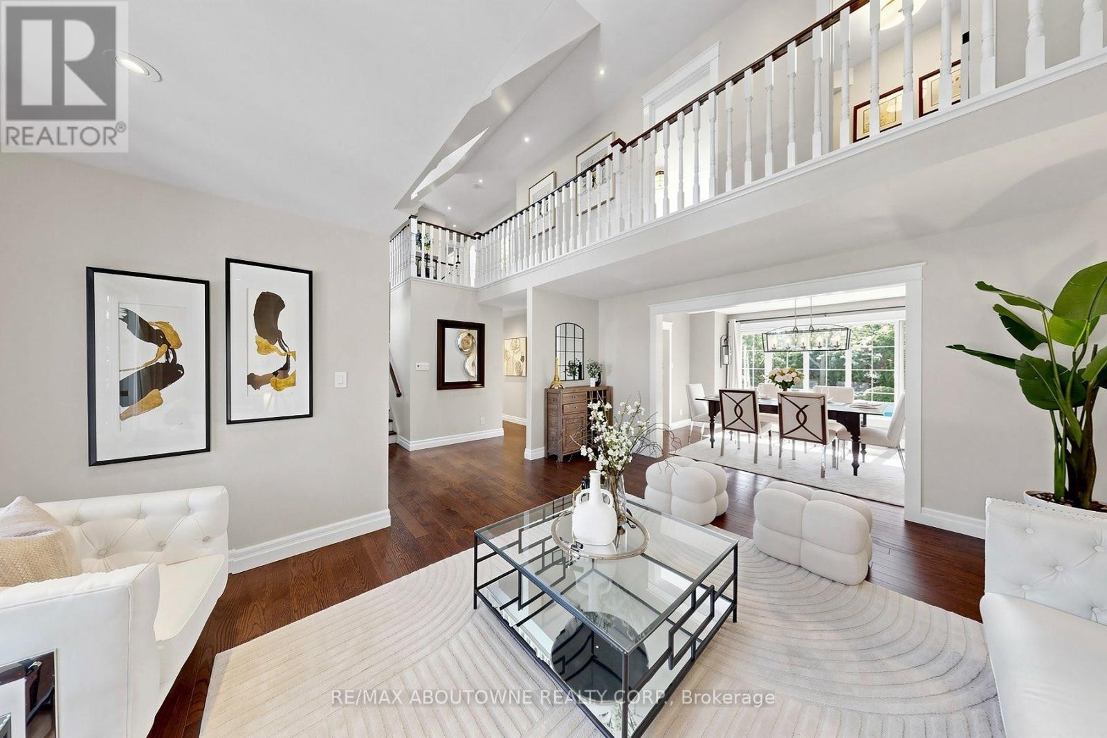 












1304 DEVON ROAD

,
Oakville (MO Morrison),




Ontario
L6J2L8

