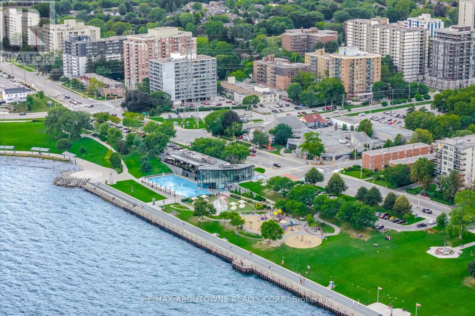












106 - 1441 ELGIN STREET

,
Burlington (Brant),




Ontario
L7S1E6

