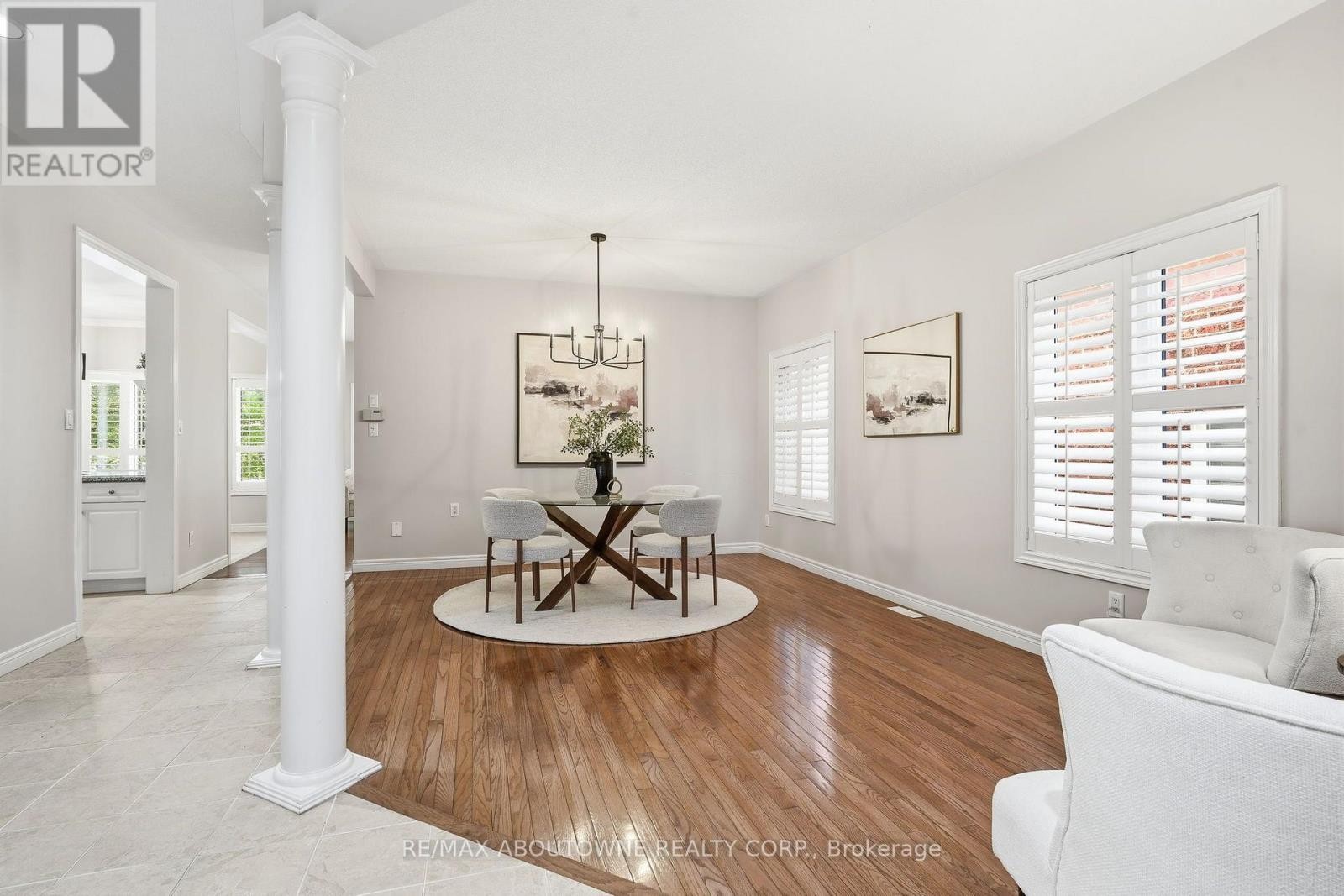 












2381 GRAND OAK TRAIL

,
Oakville (WM Westmount),




Ontario
L6M4V4

