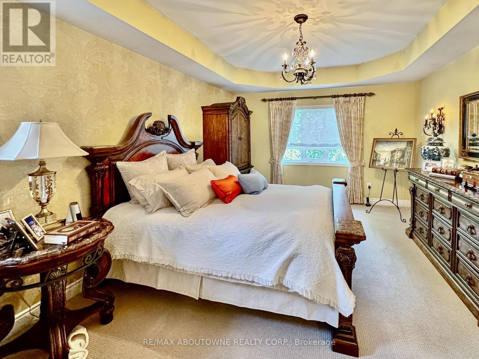 












434 NAUTICAL BOULEVARD

,
Oakville (BR Bronte),




Ontario
L6L0A6


