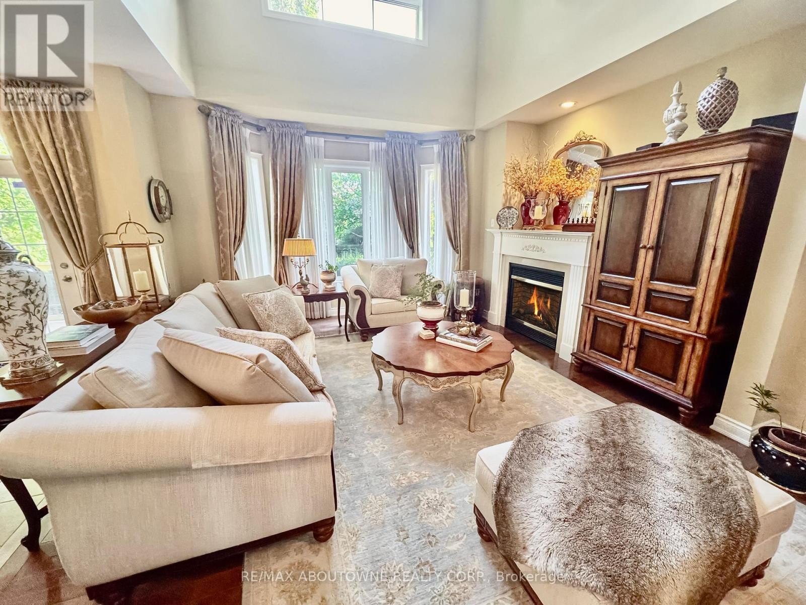












434 NAUTICAL BOULEVARD

,
Oakville (BR Bronte),




Ontario
L6L0A6

