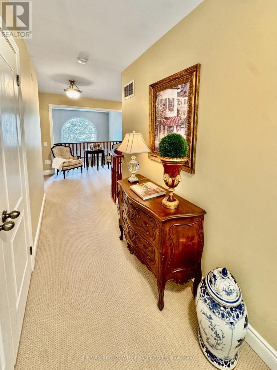 












434 NAUTICAL BOULEVARD

,
Oakville (BR Bronte),




Ontario
L6L0A6


