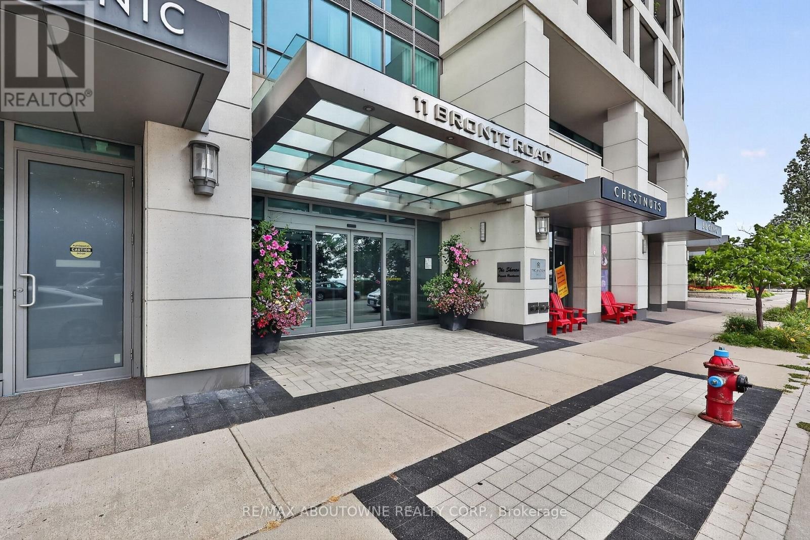 












808 - 11 BRONTE ROAD

,
Oakville (BR Bronte),




Ontario
L6L5B6

