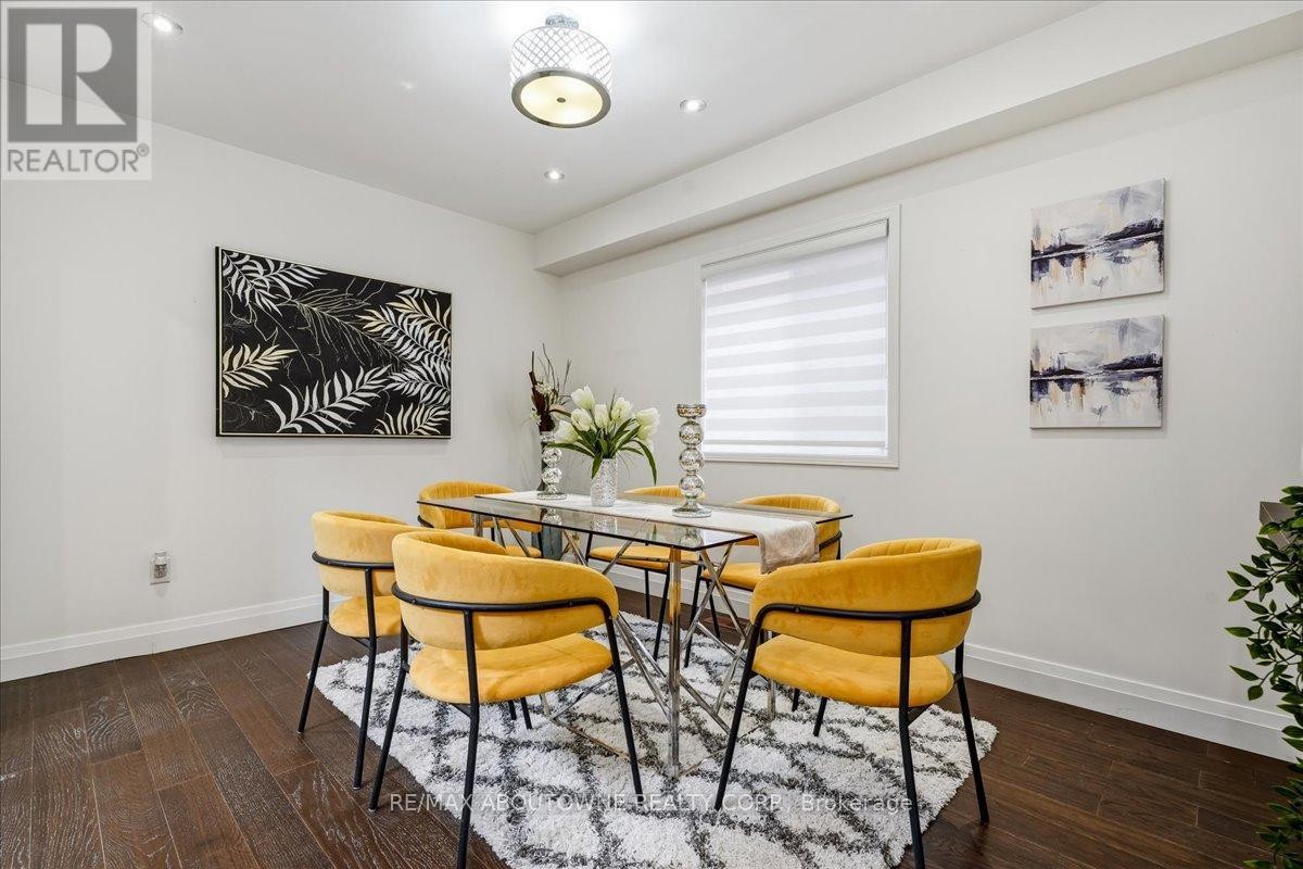 












1282 PARKHURST DRIVE

,
Oakville (WT West Oak Trails),




Ontario
L6M3V7

