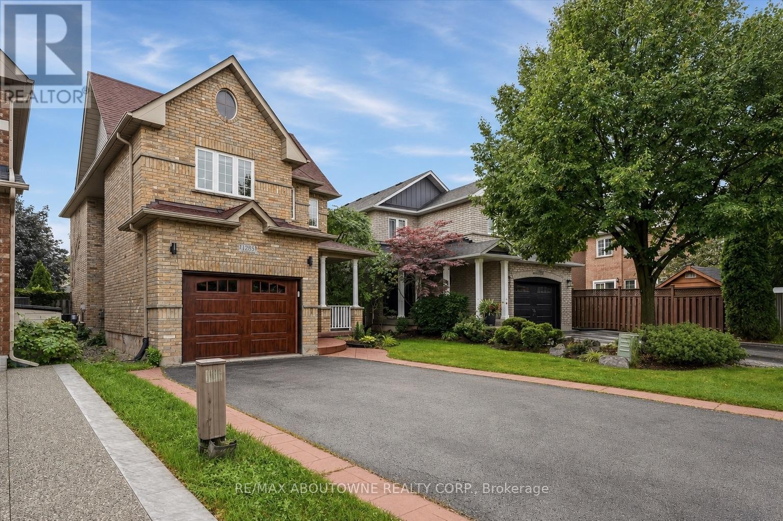 












1282 PARKHURST DRIVE

,
Oakville (WT West Oak Trails),




Ontario
L6M3V7

