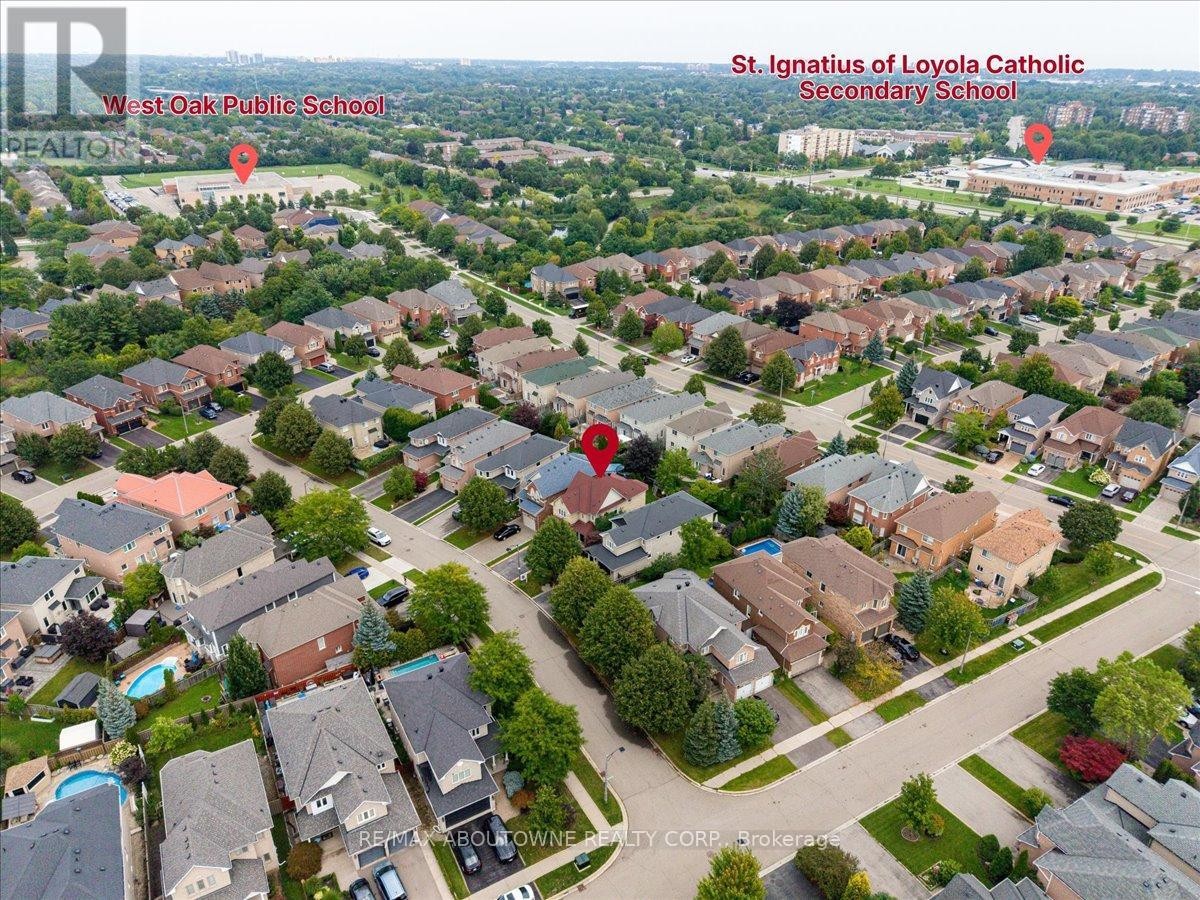 












1282 PARKHURST DRIVE

,
Oakville (WT West Oak Trails),




Ontario
L6M3V7

