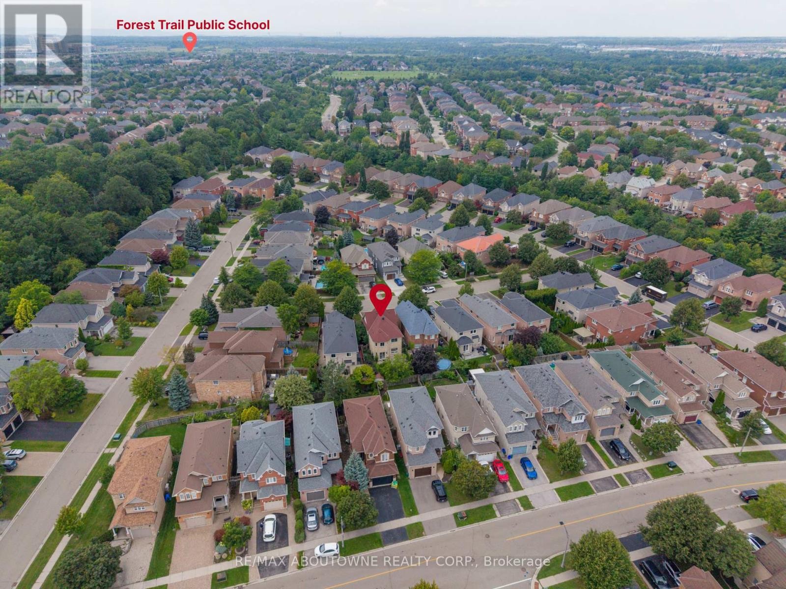 












1282 PARKHURST DRIVE

,
Oakville (WT West Oak Trails),




Ontario
L6M3V7

