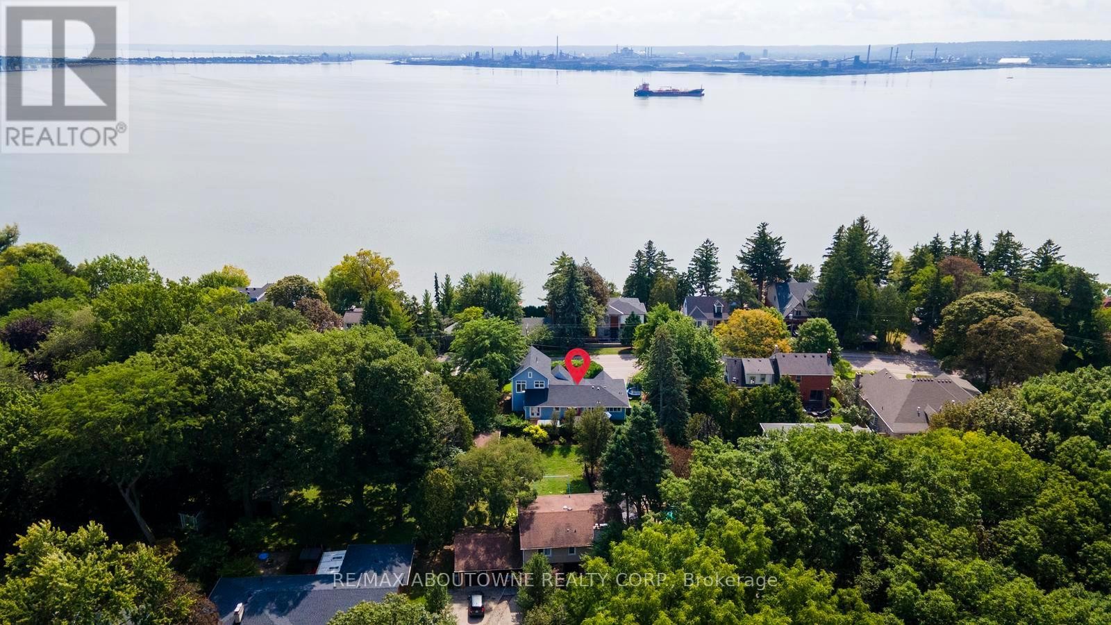 












293 NORTH SHORE BOULEVARD E

,
Burlington (LaSalle),




Ontario
L7T1W8

