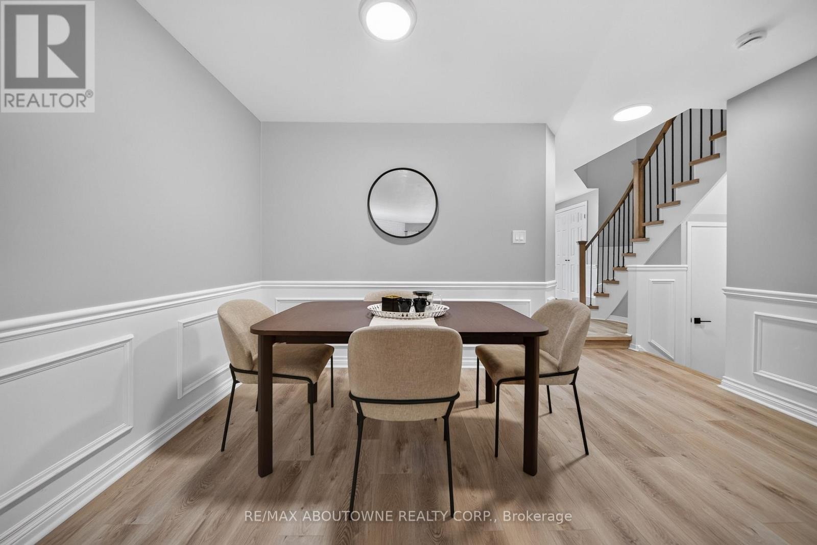 












4353 SAWMILL VALLEY DRIVE

,
Mississauga (Erin Mills),




Ontario
L5L3L3

