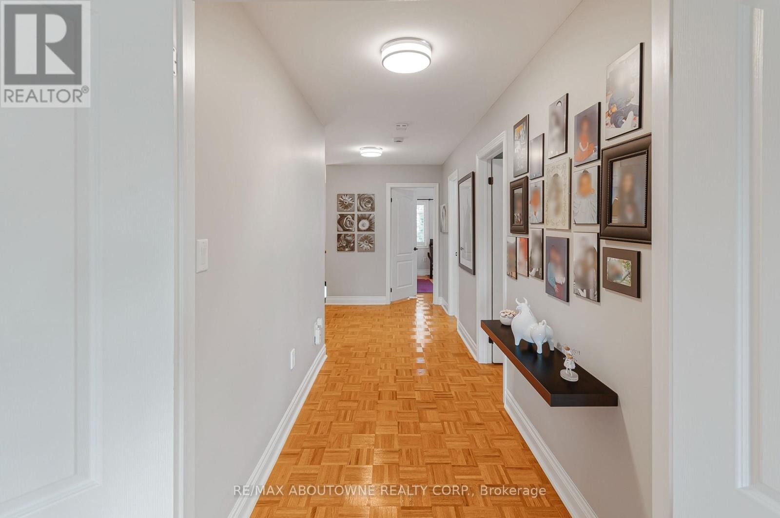 












817 BRASS WINDS PLACE

,
Mississauga (Meadowvale Village),




Ontario
L5W1T4

