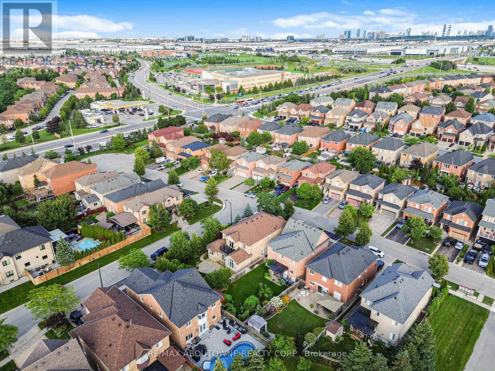 












817 BRASS WINDS PLACE

,
Mississauga (Meadowvale Village),




Ontario
L5W1T4

