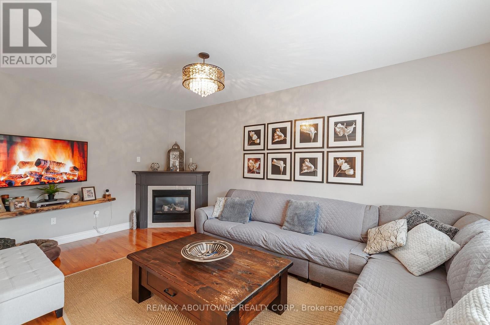 












817 BRASS WINDS PLACE

,
Mississauga (Meadowvale Village),




Ontario
L5W1T4

