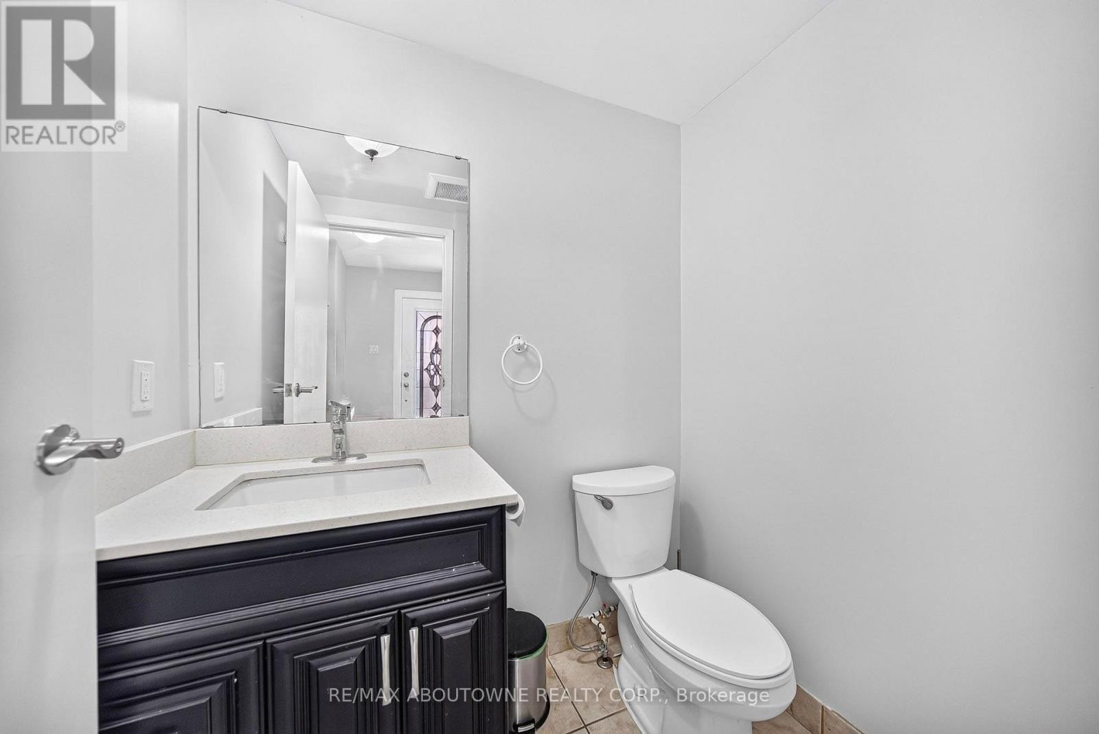 












668 GREYCEDAR CRESCENT

,
Mississauga (Rathwood),




Ontario
L4W3J7


