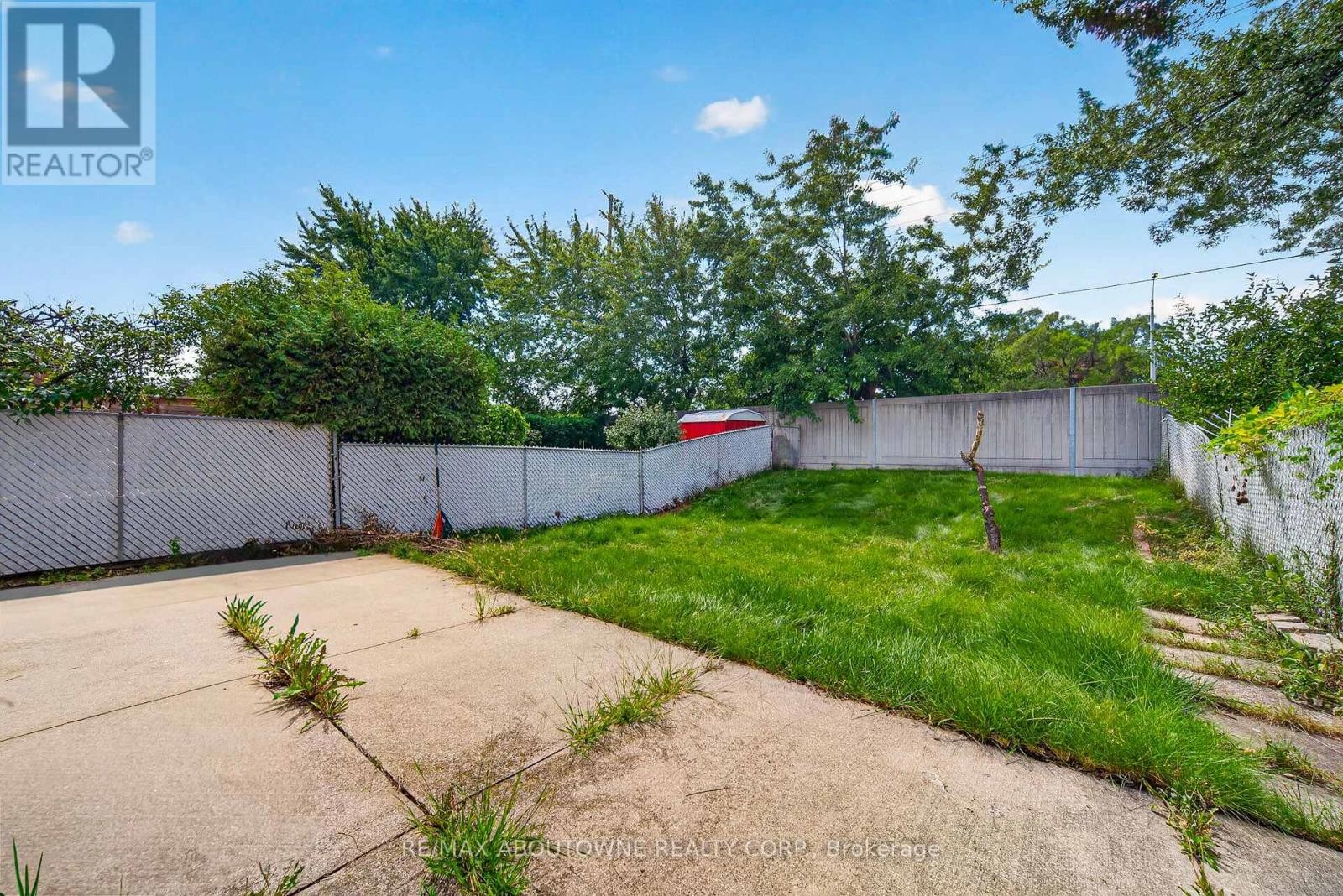 












668 GREYCEDAR CRESCENT

,
Mississauga (Rathwood),




Ontario
L4W3J7

