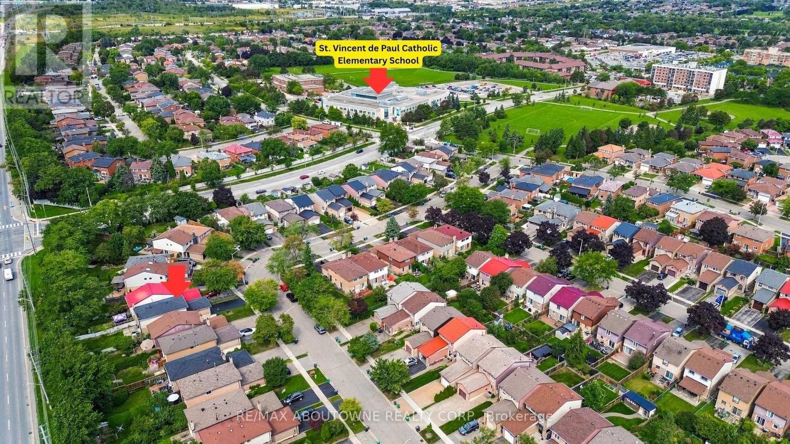 












668 GREYCEDAR CRESCENT

,
Mississauga (Rathwood),




Ontario
L4W3J7

