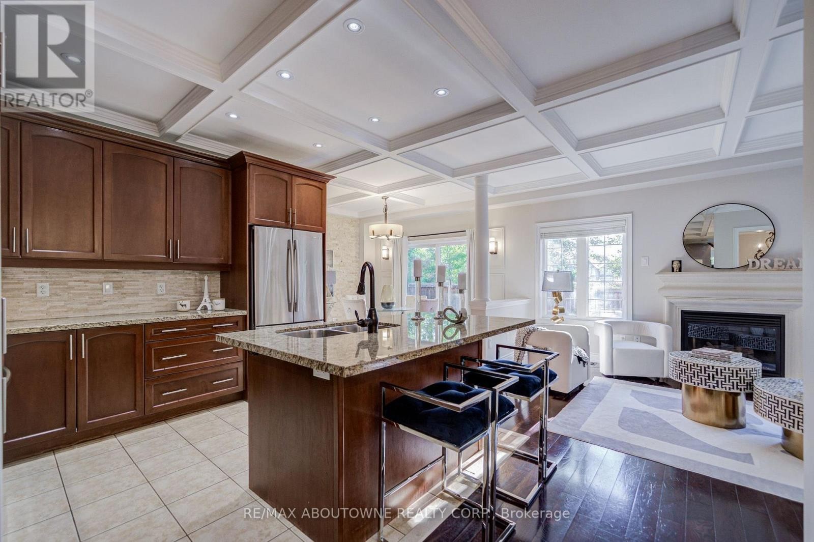 












4228 FULLER CRESCENT

,
Burlington (Alton),




Ontario
L7M0M4


