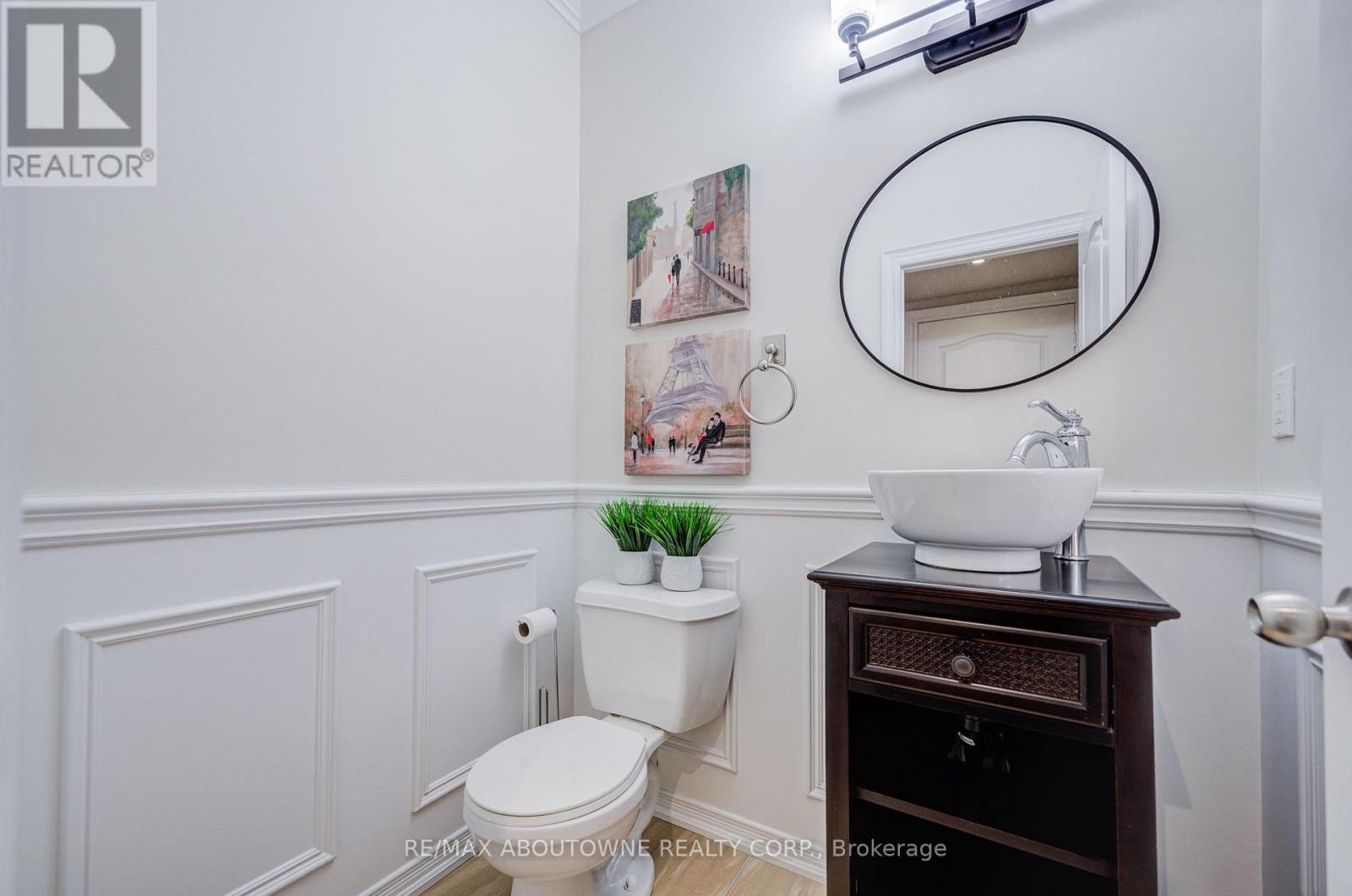 












4228 FULLER CRESCENT

,
Burlington (Alton),




Ontario
L7M0M4

