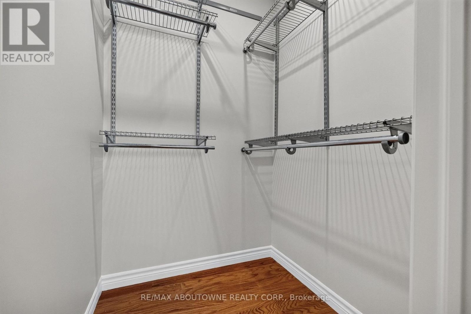 












1191 CARLO COURT

,
Mississauga (Rathwood),




Ontario
L4W3N6

