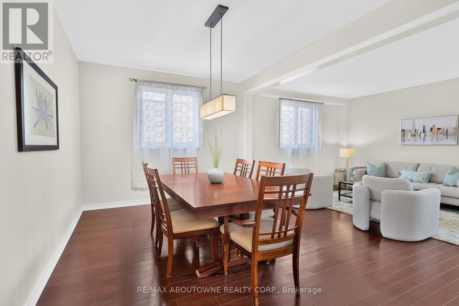 












2269 WHITWORTH DRIVE

,
Oakville (BC Bronte Creek),




Ontario
L6M0B5

