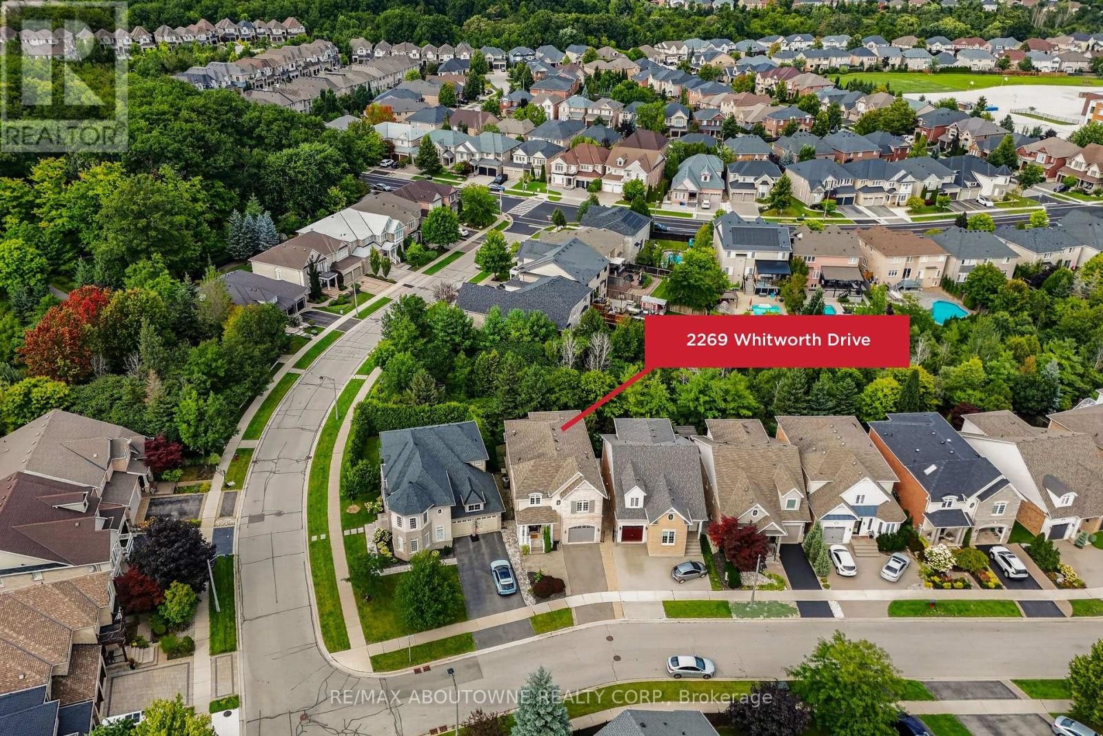 












2269 WHITWORTH DRIVE

,
Oakville (BC Bronte Creek),




Ontario
L6M0B5

