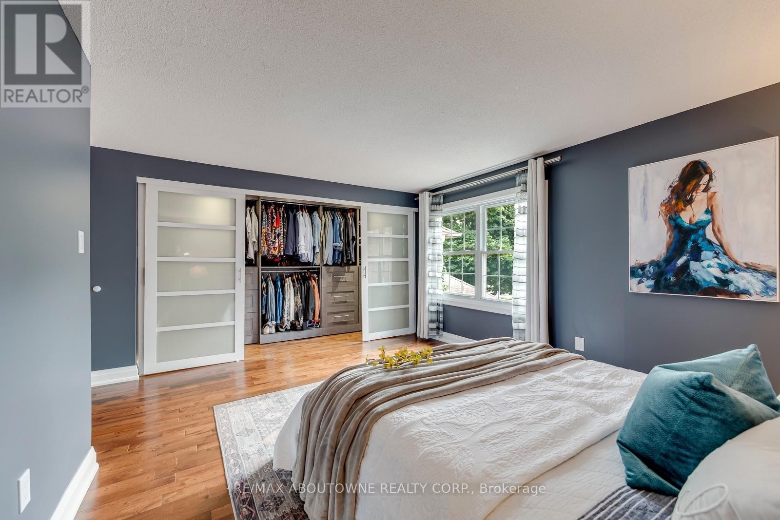 












1198 POTTERS WHEEL CRESCENT

,
Oakville (GA Glen Abbey),




Ontario
L6M1J2

