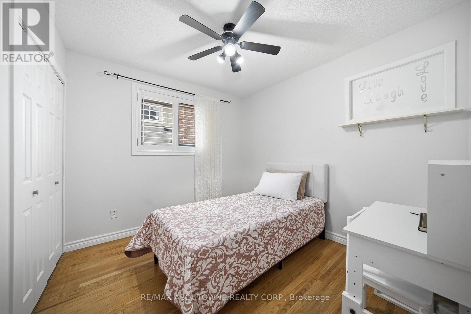 












6346 NEUCHATEL ROAD

,
Mississauga (Meadowvale),




Ontario
L5N2J8

