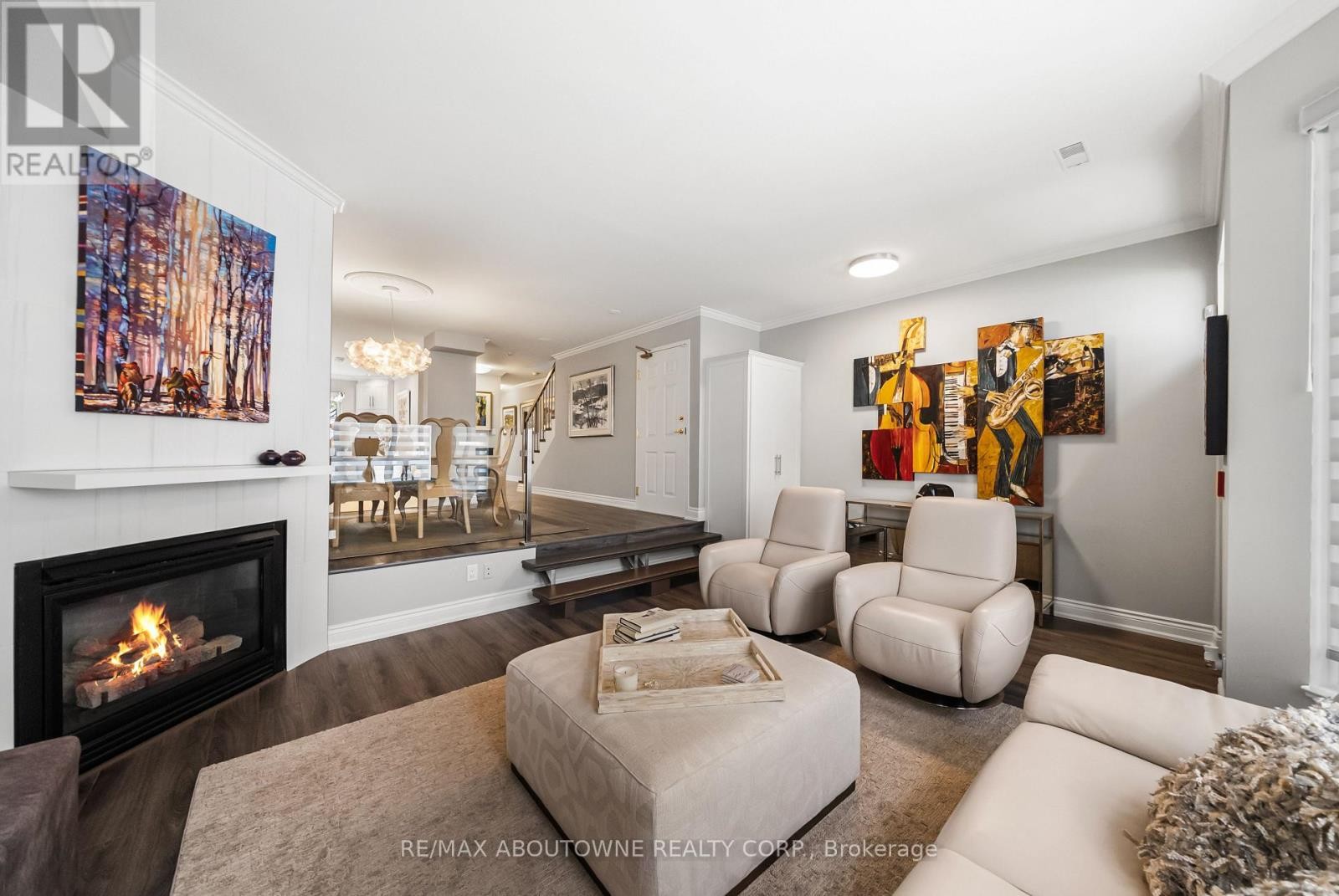 












TH9 - 442 MAPLE AVENUE

,
Burlington (Brant),




Ontario
L7S2L7

