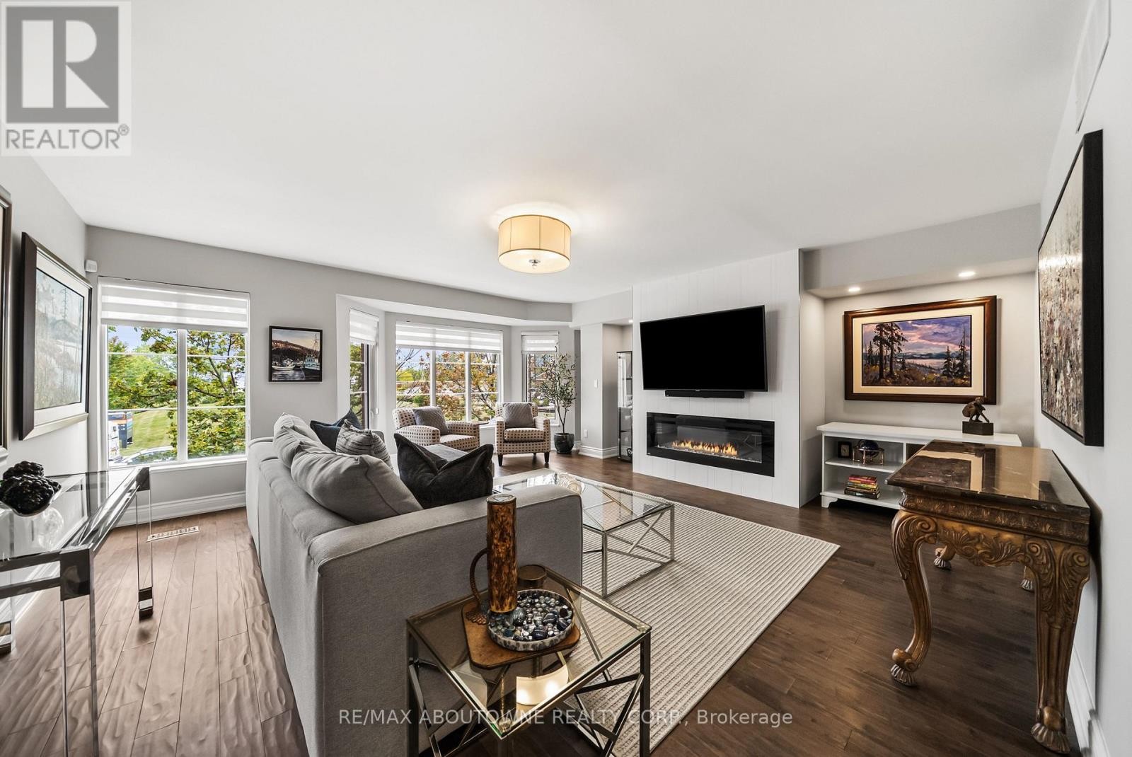 












TH9 - 442 MAPLE AVENUE

,
Burlington (Brant),




Ontario
L7S2L7

