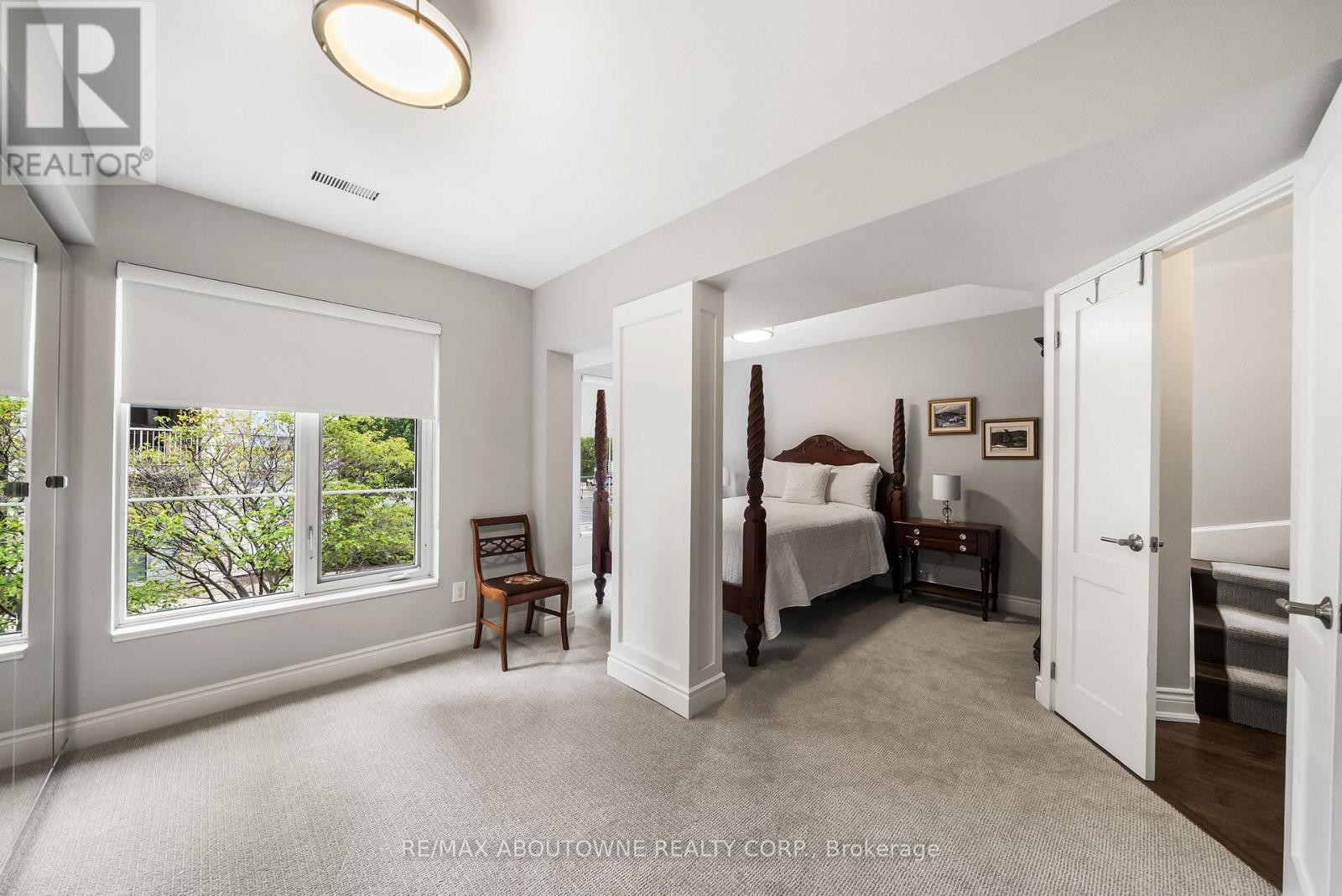 












TH9 - 442 MAPLE AVENUE

,
Burlington (Brant),




Ontario
L7S2L7

