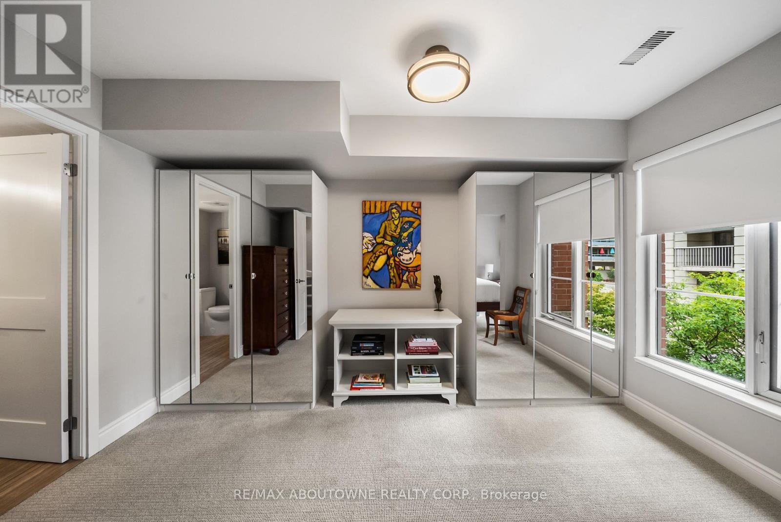 












TH9 - 442 MAPLE AVENUE

,
Burlington (Brant),




Ontario
L7S2L7

