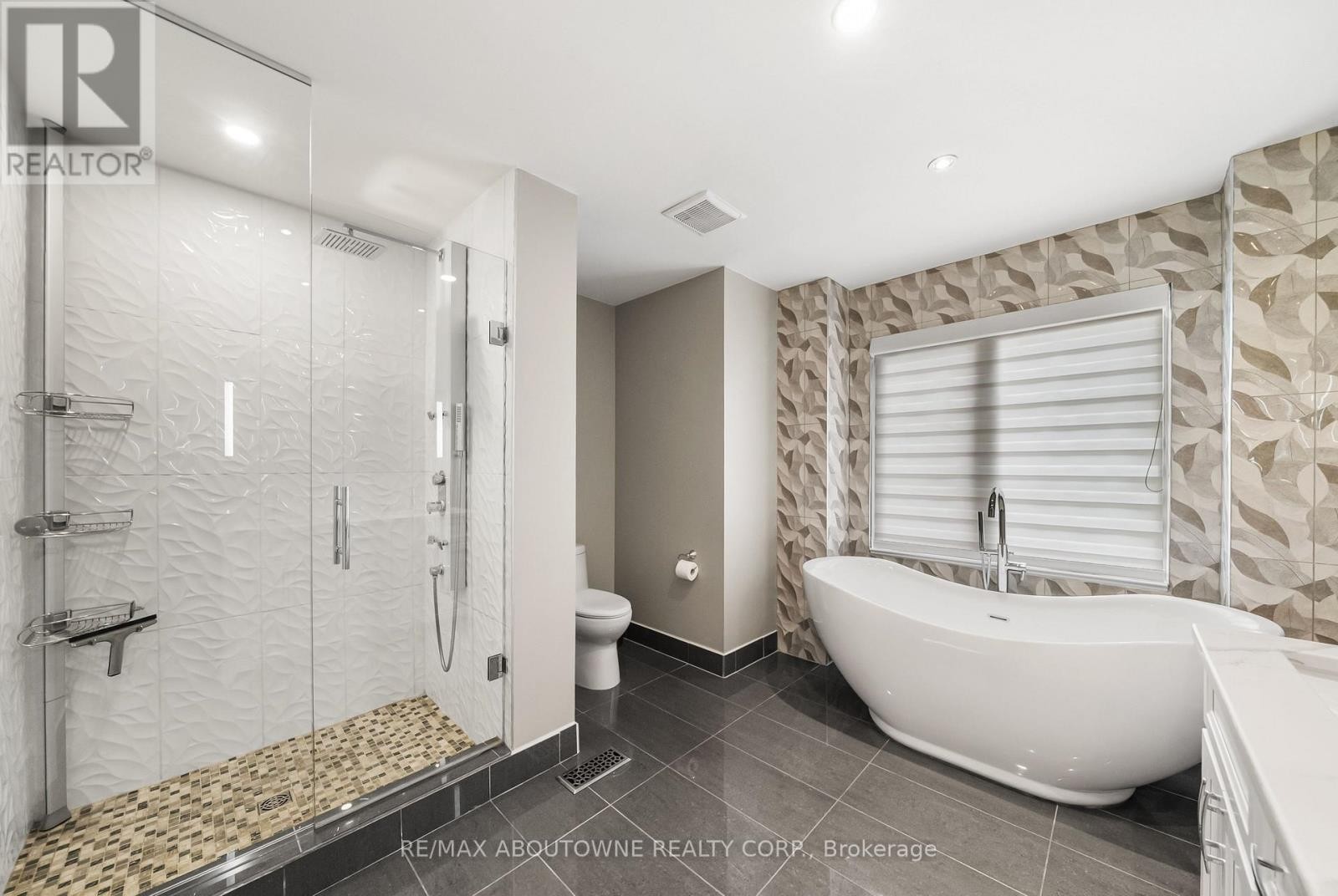 












TH9 - 442 MAPLE AVENUE

,
Burlington (Brant),




Ontario
L7S2L7


