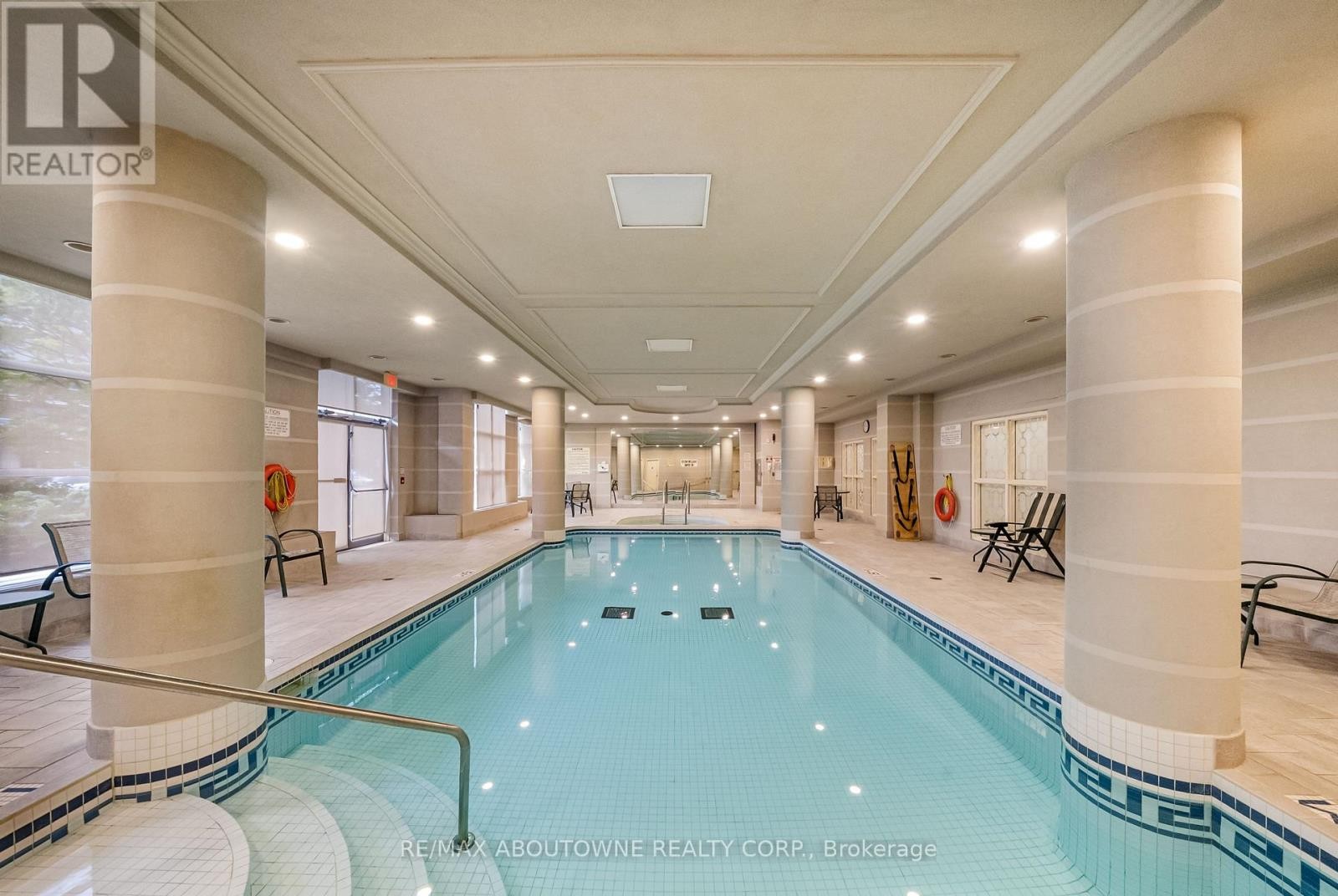 












TH9 - 442 MAPLE AVENUE

,
Burlington (Brant),




Ontario
L7S2L7

