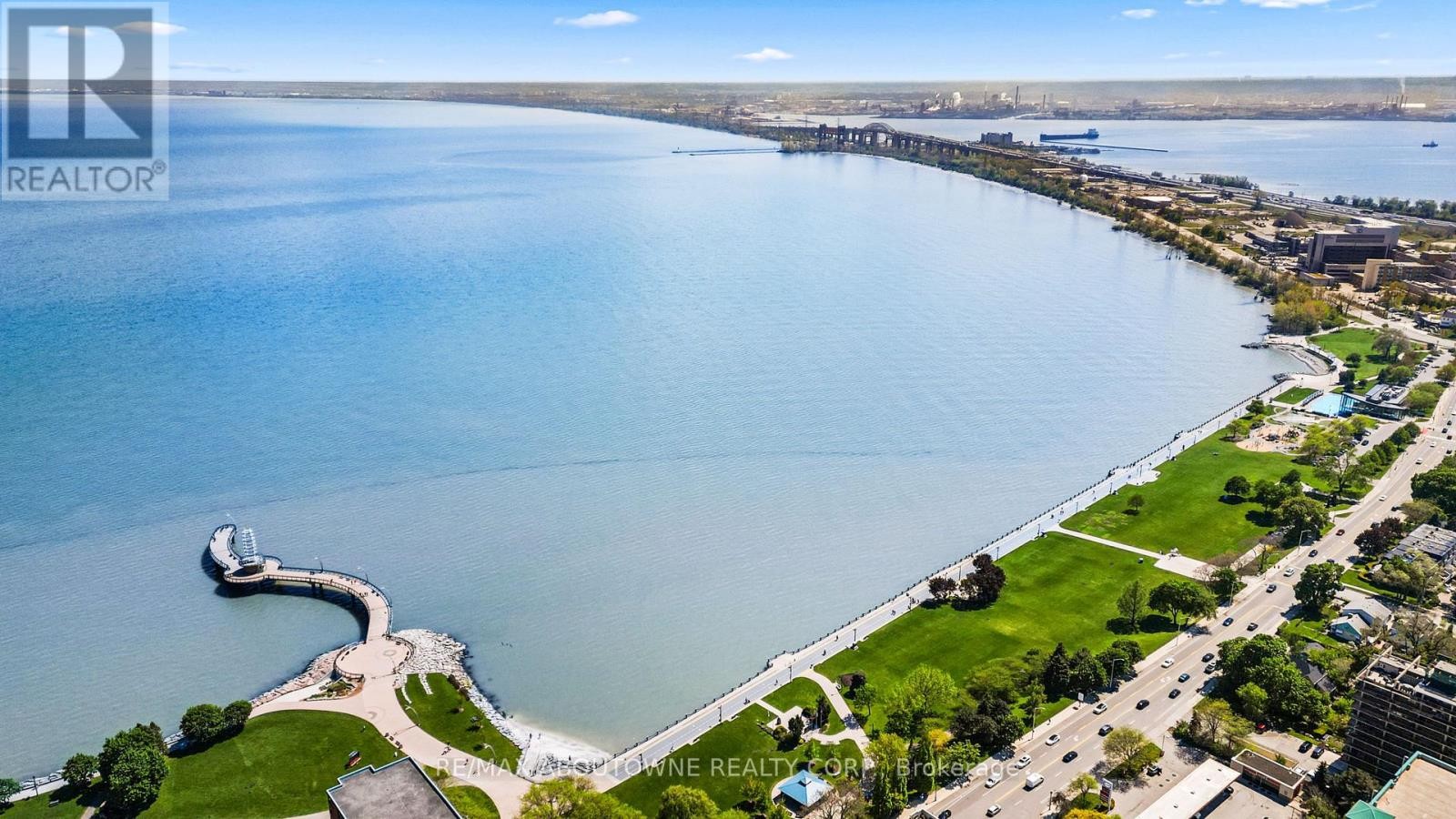












TH9 - 442 MAPLE AVENUE

,
Burlington (Brant),




Ontario
L7S2L7

