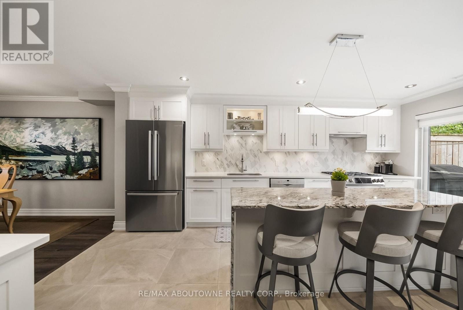 












TH9 - 442 MAPLE AVENUE

,
Burlington (Brant),




Ontario
L7S2L7

