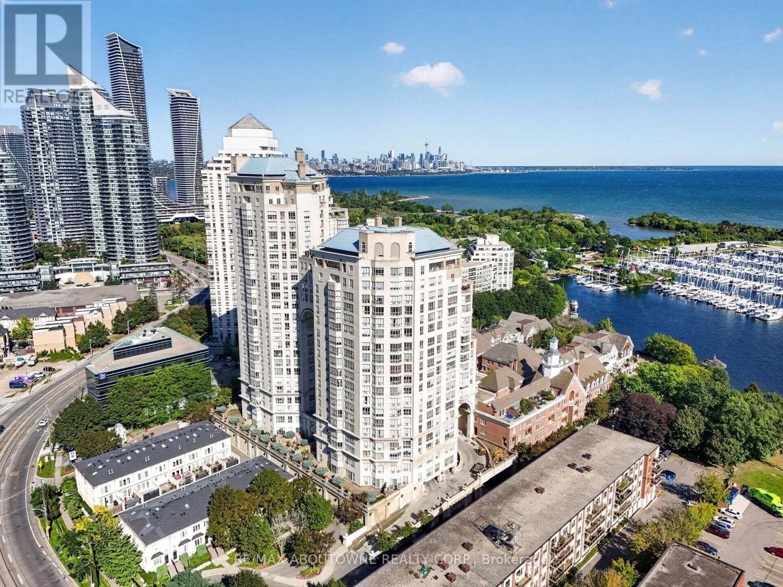 












301 - 2287 LAKE SHORE ROAD W

,
Toronto (Mimico),




Ontario
M8V3Y1

