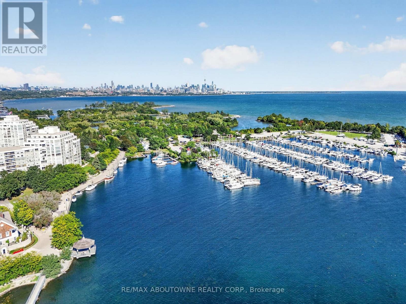 












301 - 2287 LAKE SHORE ROAD W

,
Toronto (Mimico),




Ontario
M8V3Y1

